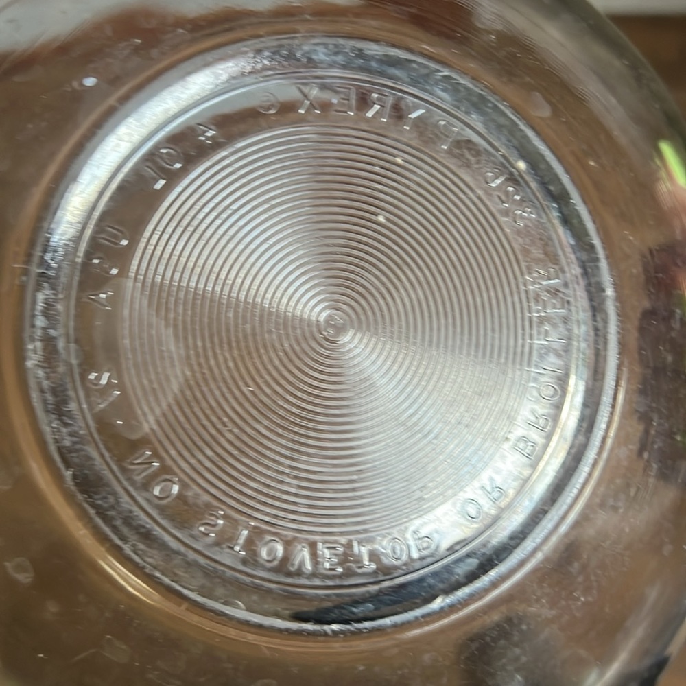 Original Pyrex Bowl - Picture 4 of 4